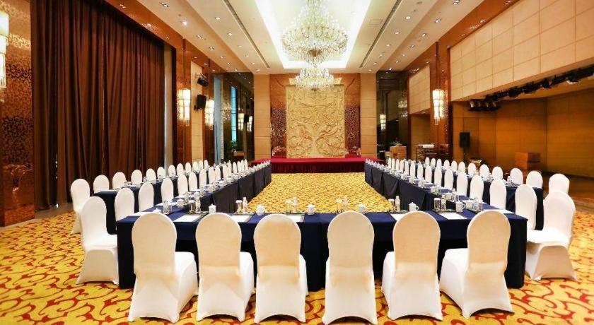 Shenyang Haiyun Jinjiang International Hotel Exterior photo